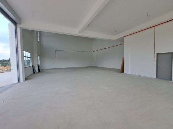 Impian Emas 3 Storey Cluster Factory