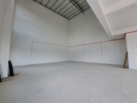 Impian Emas 3 Storey Cluster Factory
