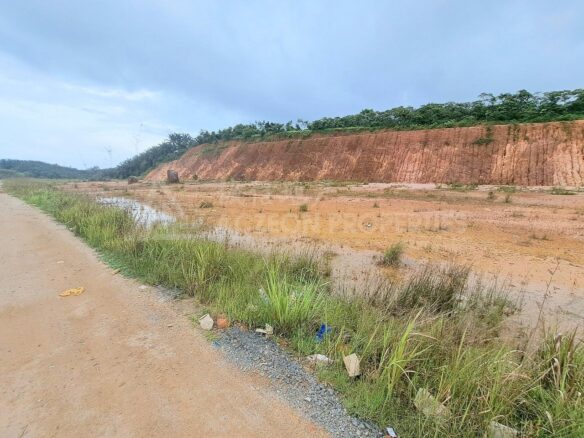 Seelong Land For Rent