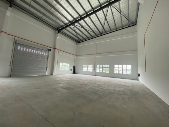 Desa Cemerlang Cluster Factory For Rent