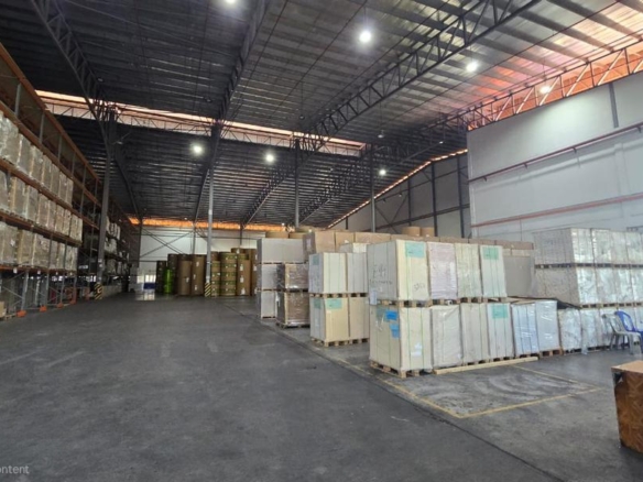 Kempas Warehouse For Rent