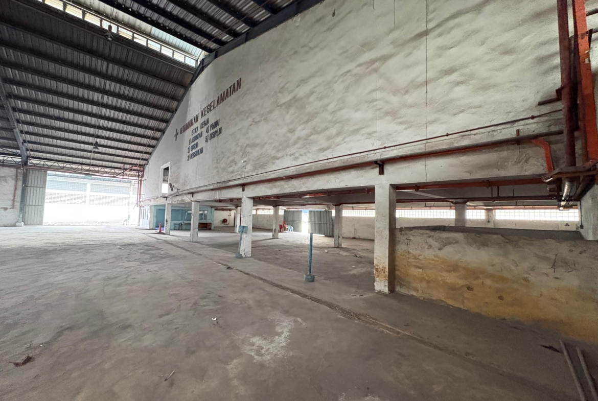 Pasir Gudang Warehouse for rent