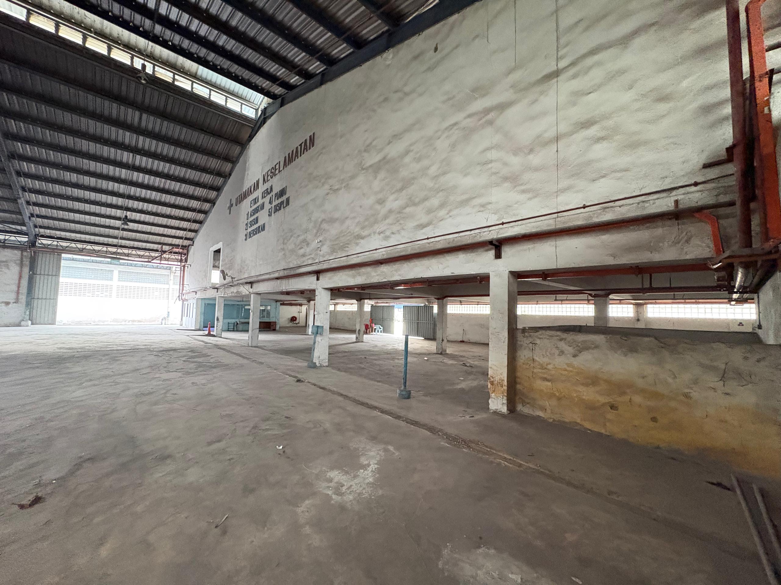 Pasir Gudang Warehouse for rent