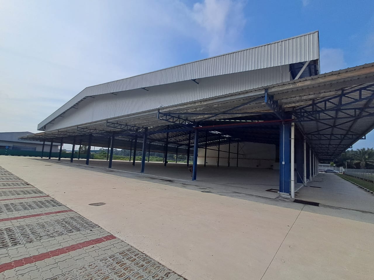 Kota Tinggi Open Shed Detached Factory For Sale