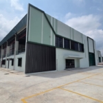 Kempas warehouse for rent near Kempas Toll with 21,485 sq.ft. built-up area and 400 Amp power supply