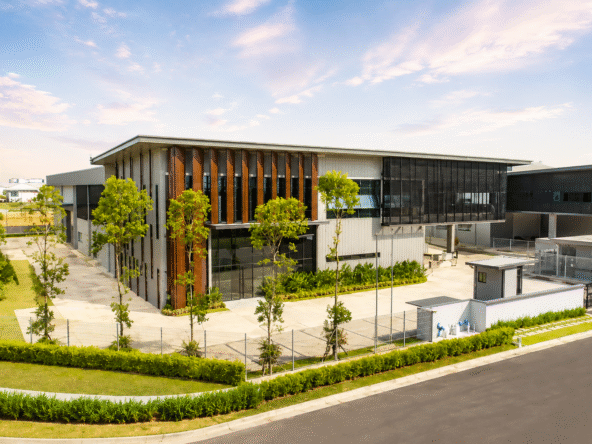 I-Park Senai Airport City freehold corner detached factory for sale with 31,202 sq.ft. built-up area and 600 Amp power supply.