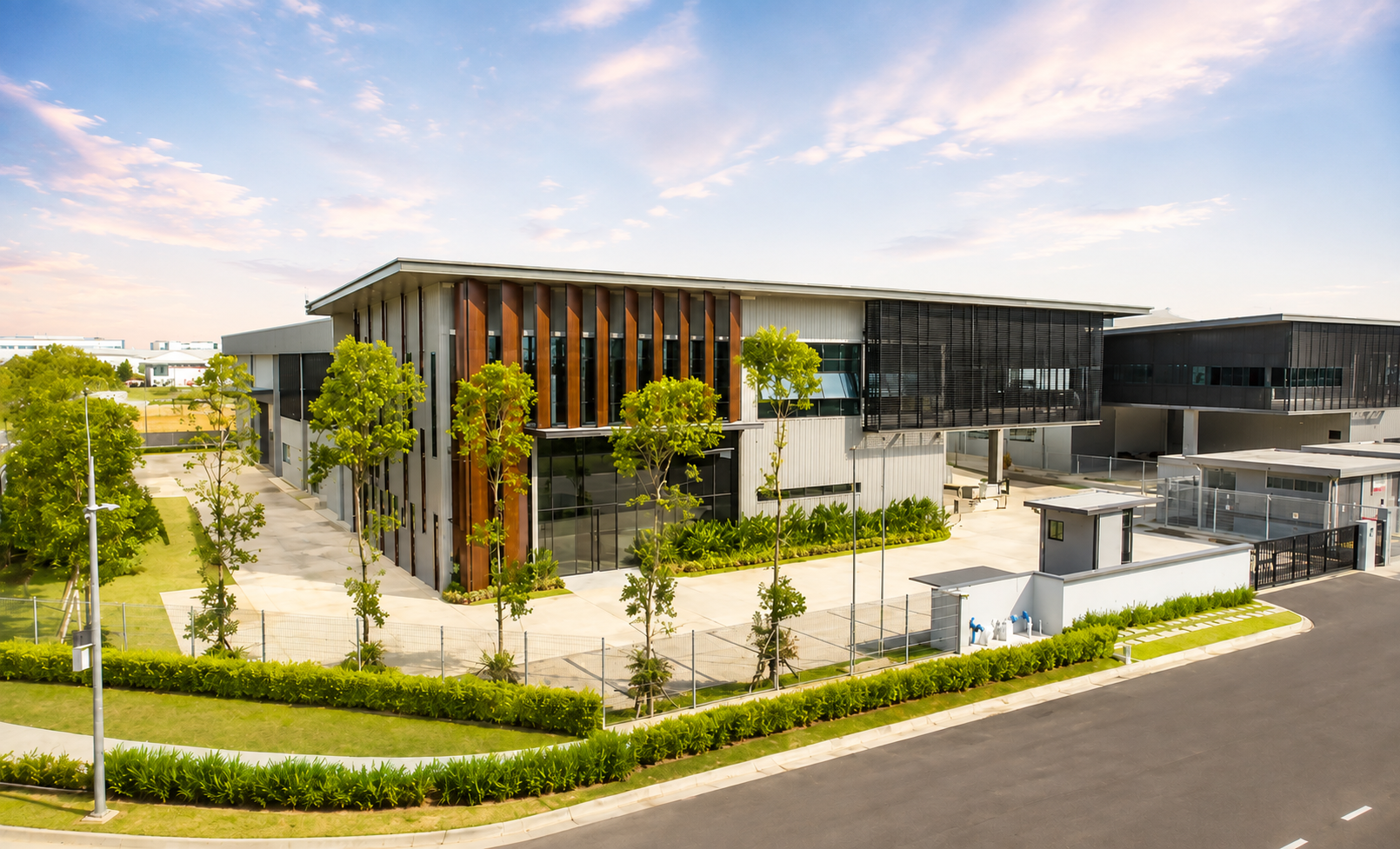 I-Park Senai Airport City freehold corner detached factory for sale with 31,202 sq.ft. built-up area and 600 Amp power supply.