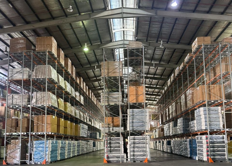 Permas Jaya 1.5-storey detached factory for sale or rent with 51,110 sq.ft. built-up area and 11.5-metre ceiling height.