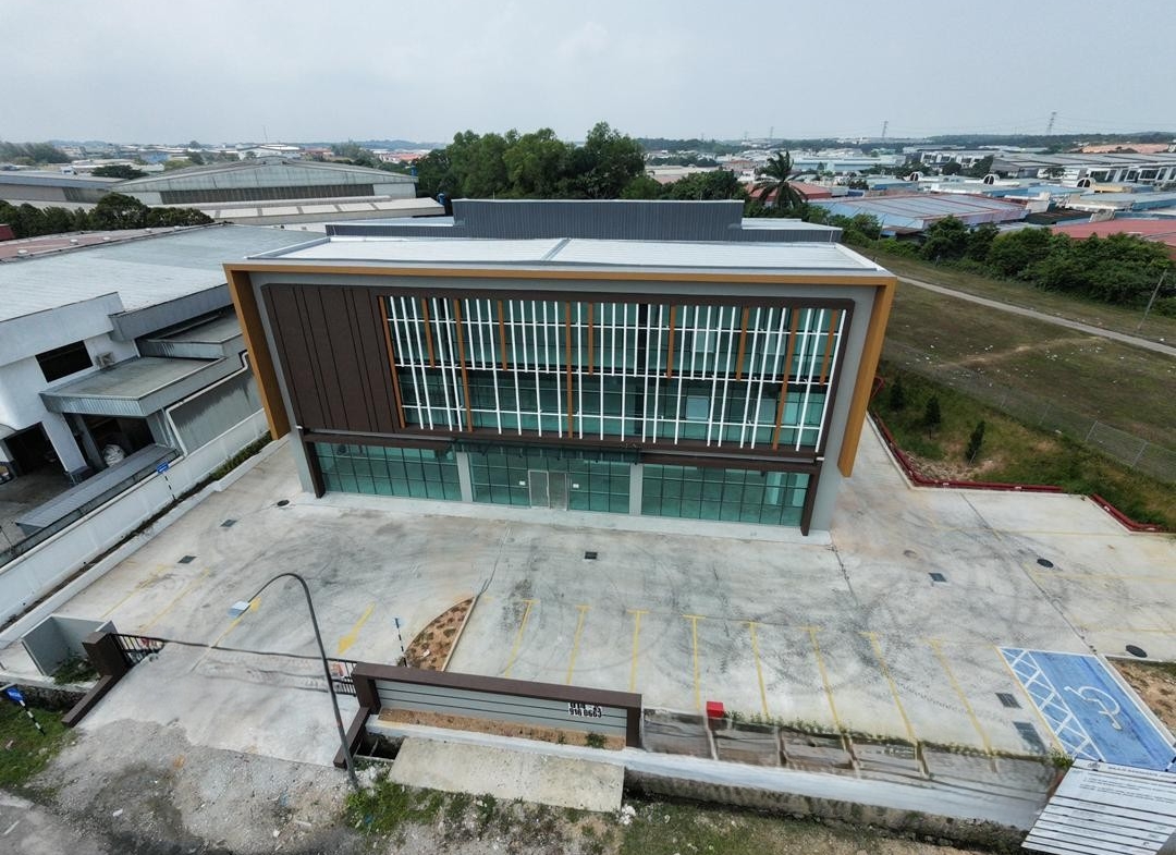 Taman Perindustrian Cemerlang freehold detached factory for sale with 16,000 sq.ft. built-up area