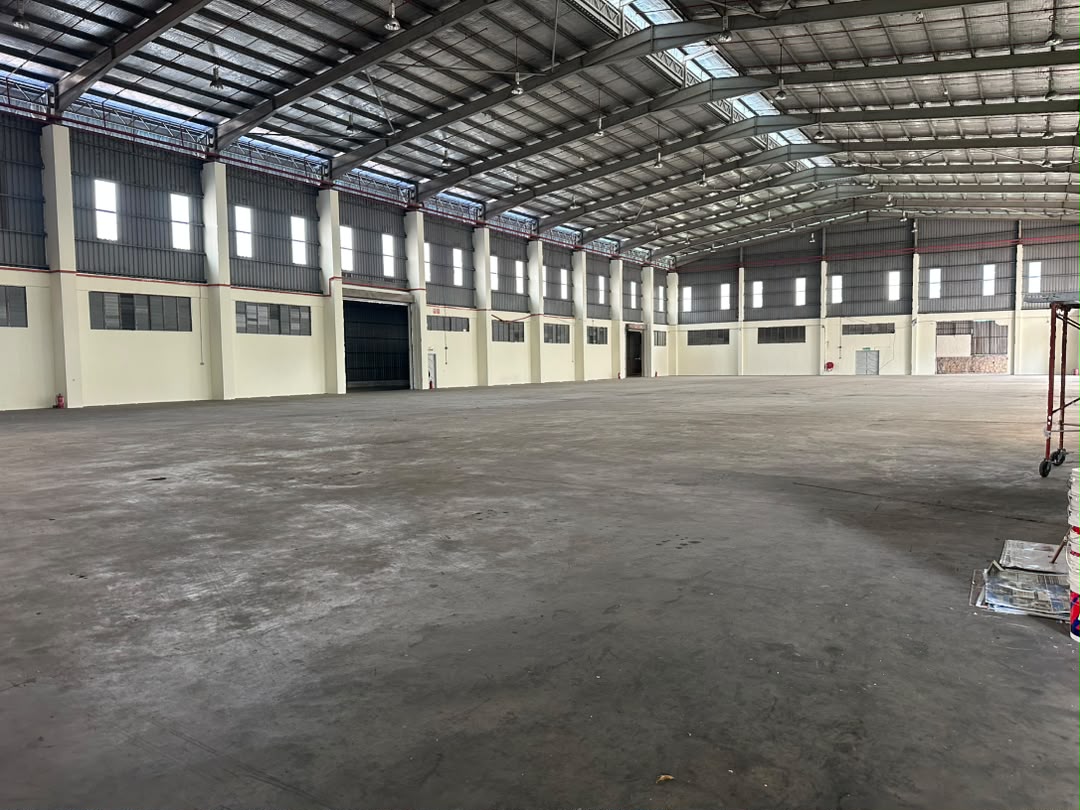Taman Perindustrian Desa Plentong detached factory for rent