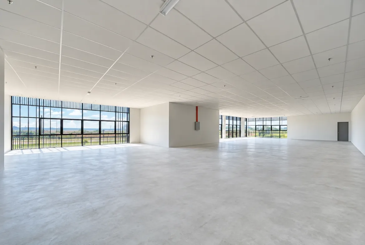 Open upper office floor of the detached factory for sale in i-TechValley, Gelang Patah